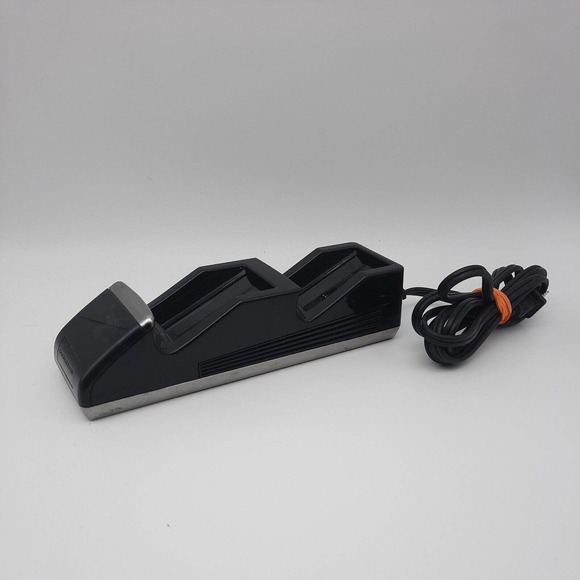 Nyko Technologies 86074 Charge Base S for Xbox 360 - Black - Picture 1 of 4